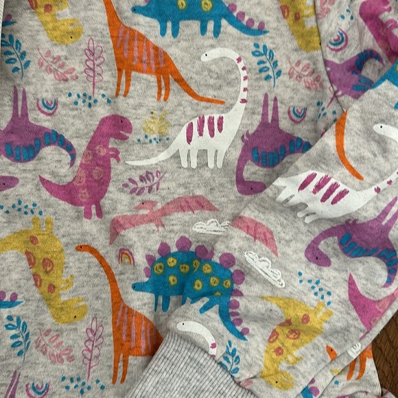 Girls Dino ruffle crew neck sweatshirt nwt 5T with pants - Picture 4 of 5